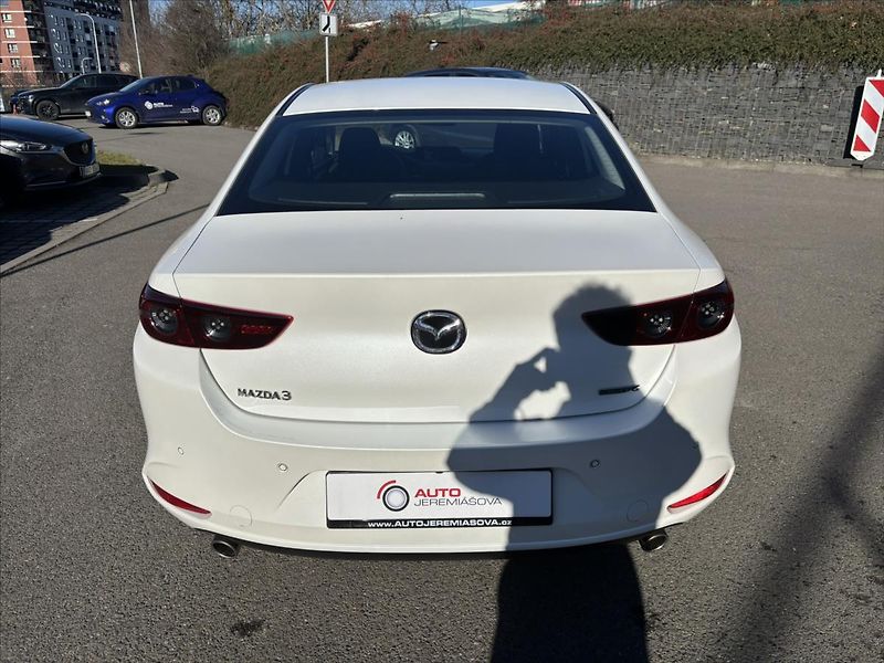 Mazda 3 2,0 i Plus 1.ČR CARPLAY KAMERA - fotka 4 z 46