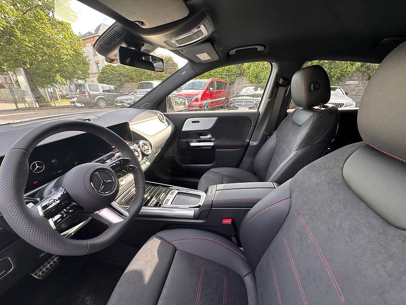 Mercedes-Benz GLA (2026) 200 d 4MATIC - fotka 10 z 21
