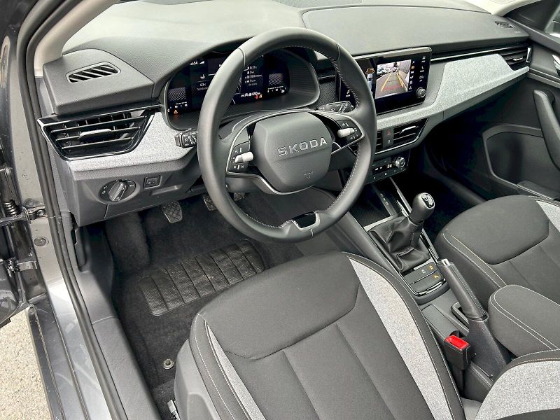 Škoda Scala (2025) Selection 1.0 TSI 85 kW - fotka 15 z 34
