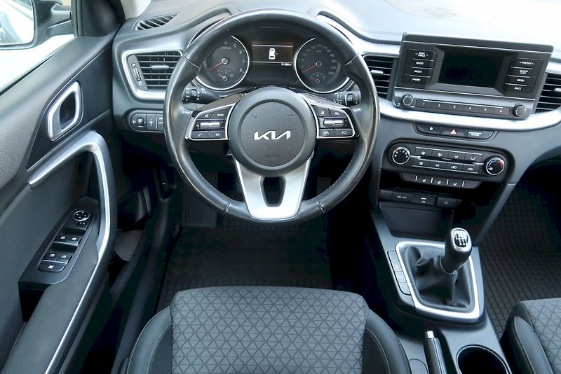 Kia Ceed (2022) Sportswagon 1,0 T-GDI/88 kW - fotka 6 z 30
