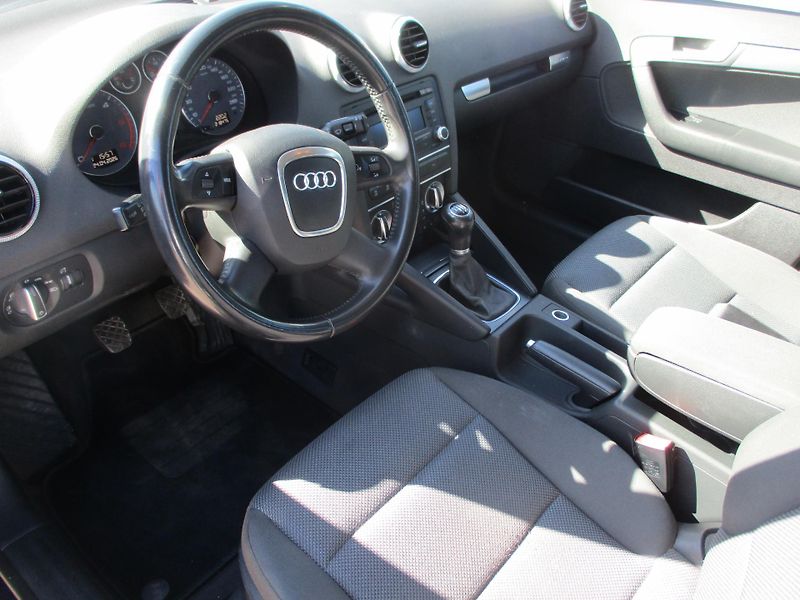Audi A3 (2012) Quattro 2,0 TDi sportback - fotka 10 z 11
