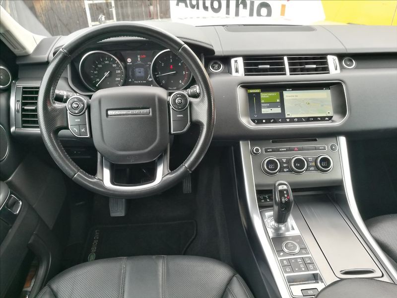 Land Rover Range Rover Sport 3,0 V6 Sport - fotka 5 z 22