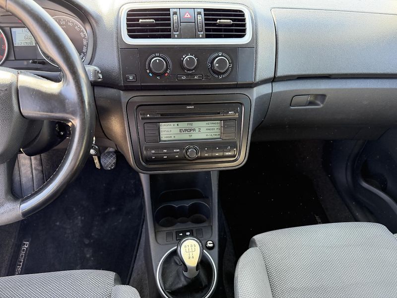 Škoda Roomster 1,4i 16V/63kW - KLIMA,ABS - fotka 20 z 59