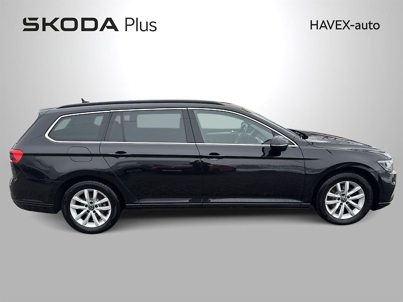 Volkswagen Passat (2022) Variant 2.0 TDI DSG Business - fotka 31 z 33
