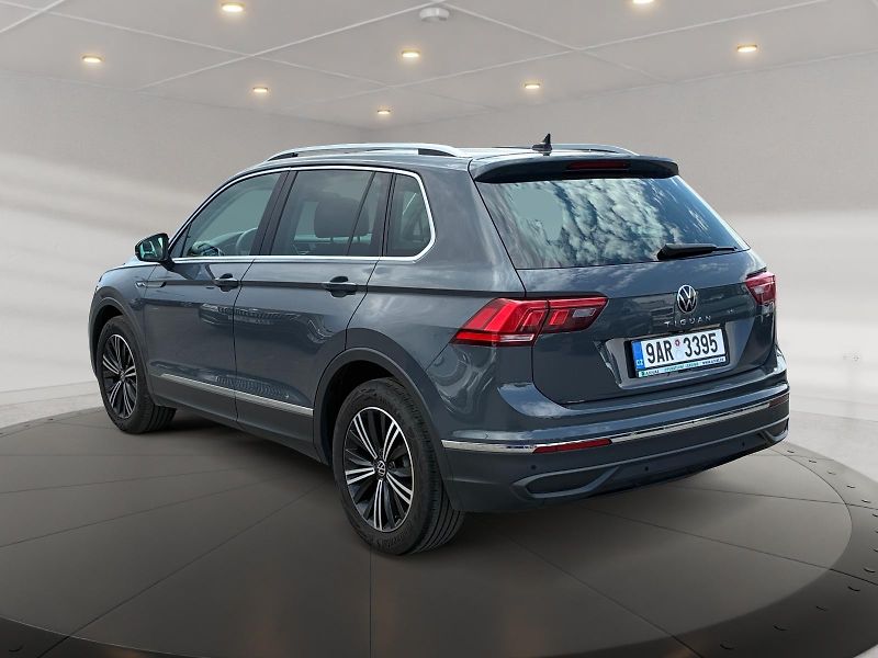 Volkswagen Tiguan (2023) LIFE 1.5TSI 110kW DSG CZ DPH - fotka 4 z 11