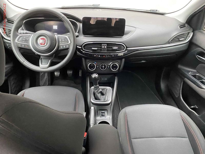 Fiat Tipo (2022) 1.0FireFly RED, Cross, LED - fotka 8 z 18
