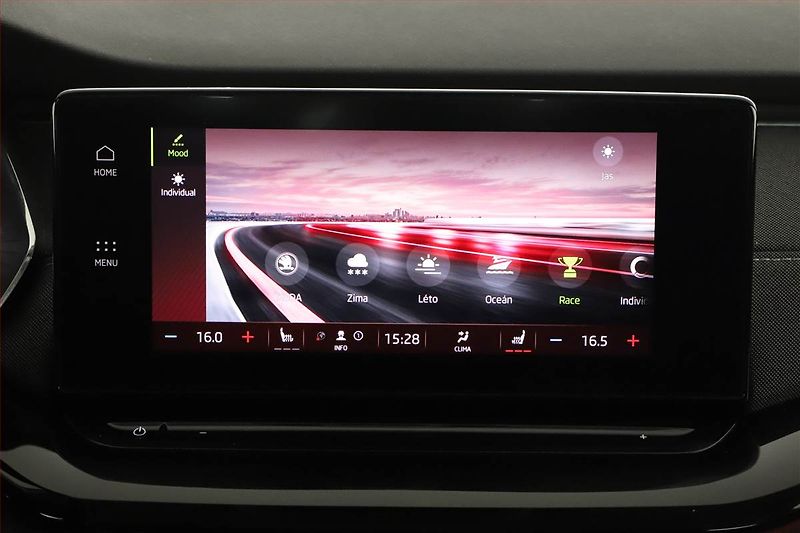 Škoda Octavia (2022) 2.0 TDI, ČR,1.maj, Serv.kniha - fotka 11 z 20