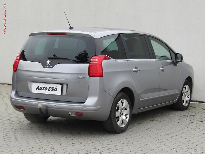 Peugeot 5008 (2015) 1.6HDi, ČR, AC, TZ, navi - fotka 4 z 18