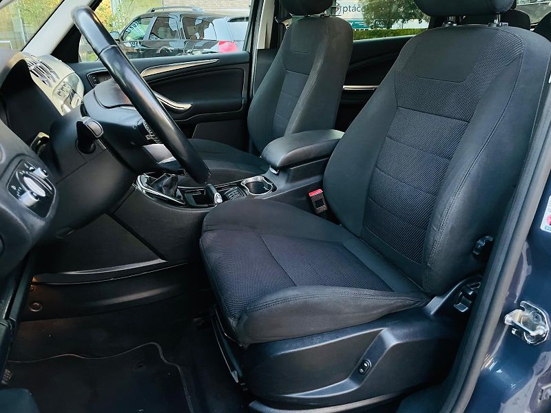 Ford Galaxy 2.0TDCi MAN 7MÍST KAMERA TAŽNÉ - fotka 28 z 45