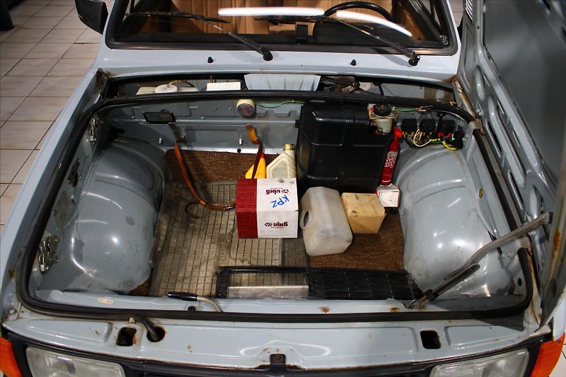 Škoda 130 Rapid 5 Speed 1.Maj / ČSR - fotka 24 z 29