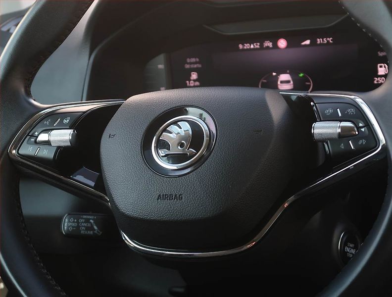 Škoda Karoq (2022) Style 2.0 TDI, 110KW,Style - fotka 21 z 21