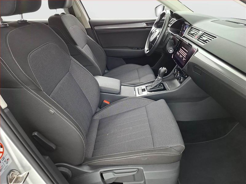 Škoda Superb (2021) Ambition 2.0 TDI - fotka 9 z 20