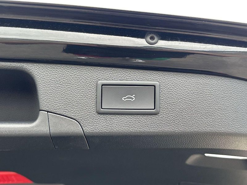 Škoda Superb (2025) Combi 2.0 TSI DSG Sportline - fotka 28 z 33