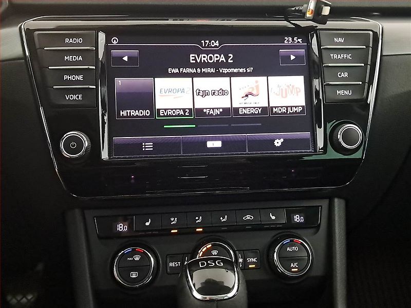Škoda Superb (2016) Style 2.0 TDI, Automat, Kůže - fotka 12 z 20