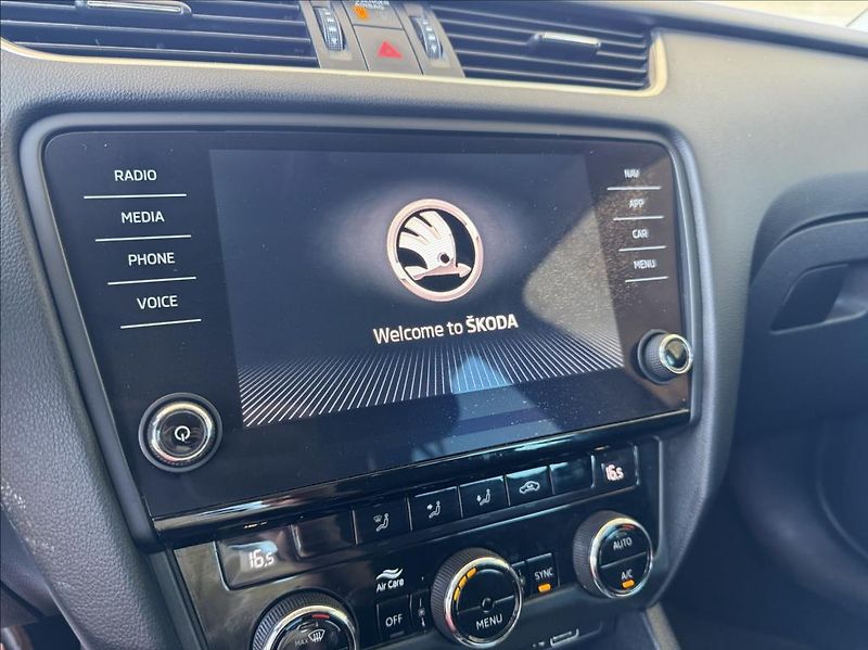Škoda Octavia 1,6 TDI, Pravidelný servis - fotka 16 z 21