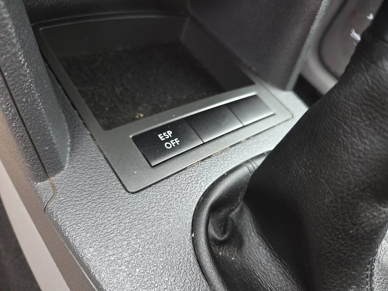 Volkswagen Caddy (2010) 1.9 TDI 4x4 - fotka 16 z 25