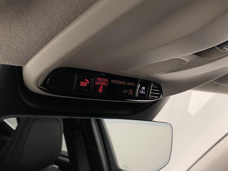 Volvo XC40 T4 AWD INSCRIPTION AUT CZ - fotka 25 z 47