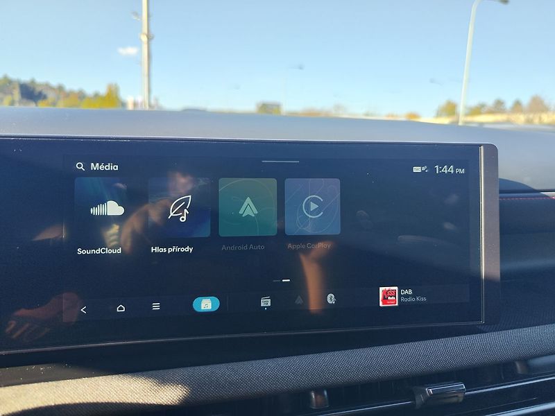Hyundai Tucson 1.6 T-GDI/212kW N-Line PHEV AT - fotka 21 z 33