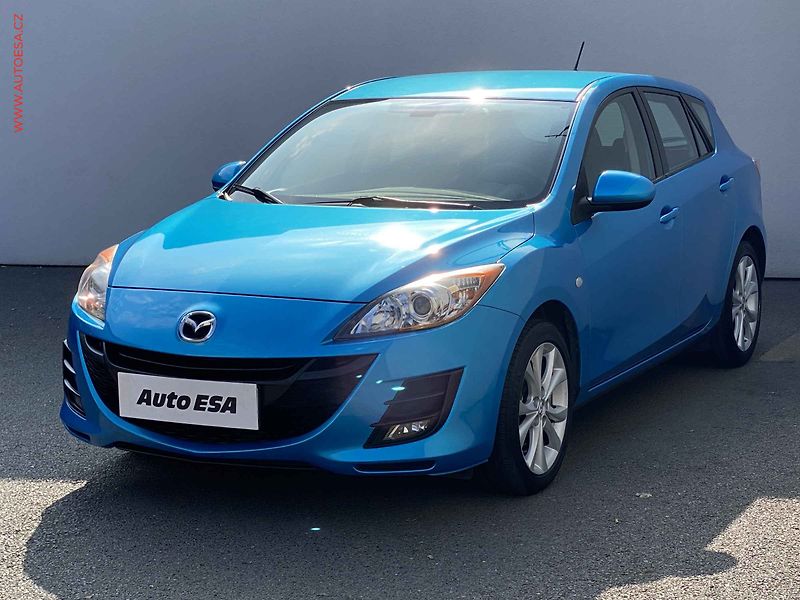 Mazda 3 (2009) 1.6i, Xenon, výhřev.sed - fotka 3 z 16