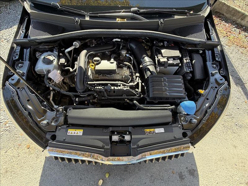 Škoda Fabia 1,0 TSi DPH 60t km  Matrix LED - fotka 45 z 50