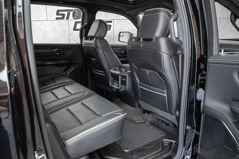 Dodge RAM 5.7 HEMI*LIMITED*AIR*LPG*ČR 1M - fotka 12 z 48