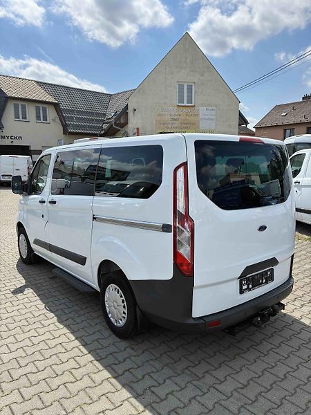 Ford Tourneo Custom (2015) Titanium L1-H1, KLIMA +TZ - fotka 6 z 15