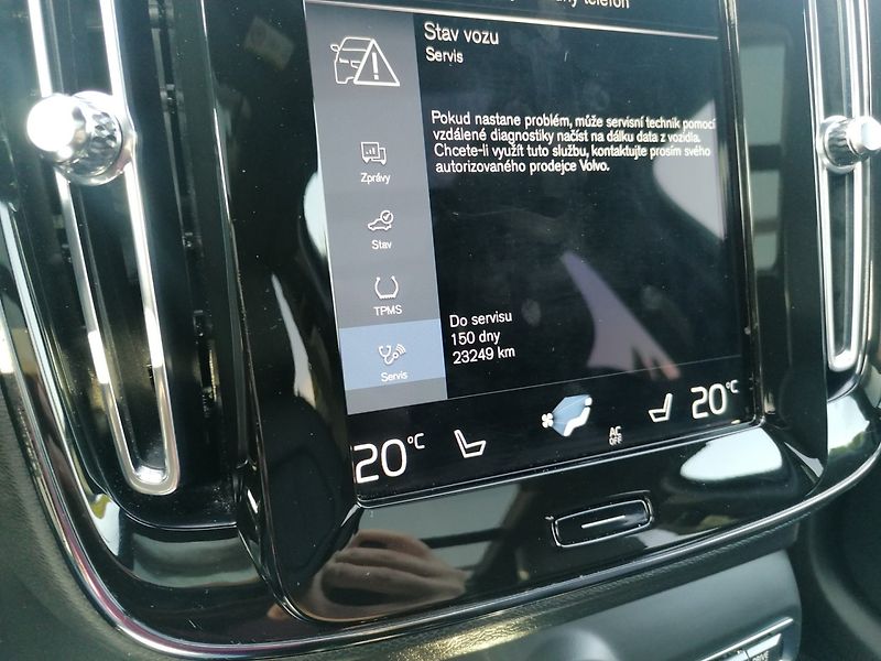 Volvo XC40 (2020) 1.5 T5 PHEV R-DESIGN 192kW - fotka 23 z 41
