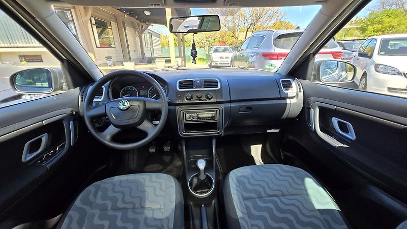 Škoda Roomster 1.4 16V STYLE ZADÁNO - fotka 15 z 37