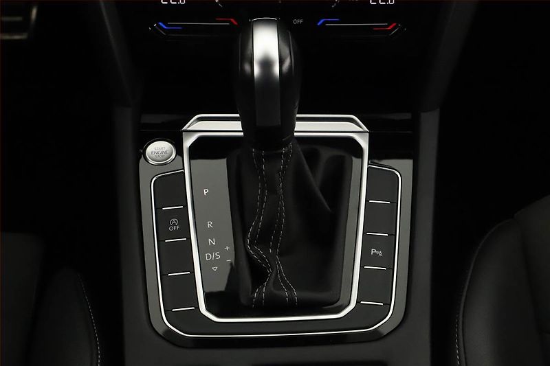 Volkswagen Arteon (2023) R-line 2.0 TDI - fotka 18 z 20