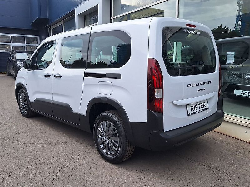 Peugeot Rifter (2026) LONG ALLURE BHDi 130k MAN6 - fotka 4 z 24