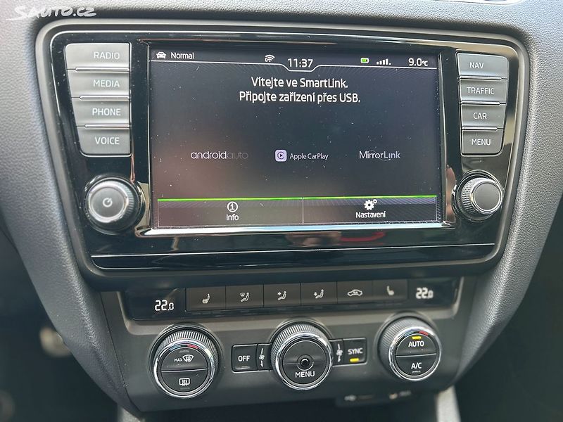 Škoda Octavia 2.0TSi RS ČR - fotka 18 z 24