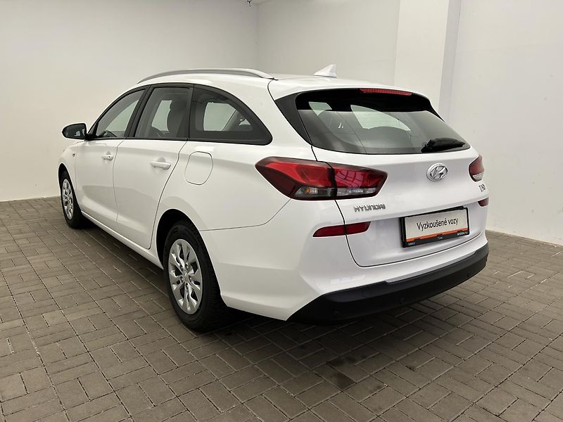 Hyundai i30 1.0 TGDI  Start Plus - fotka 20 z 22