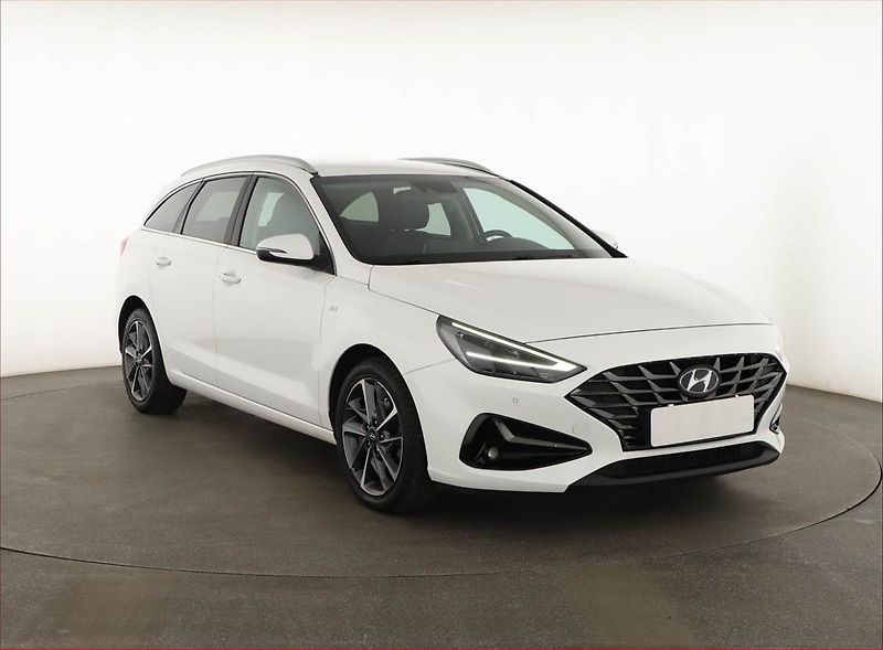 Hyundai i30 (2022) Style 1.5 T-GDI MHEV, ČR,1.maj - fotografie inzerátu