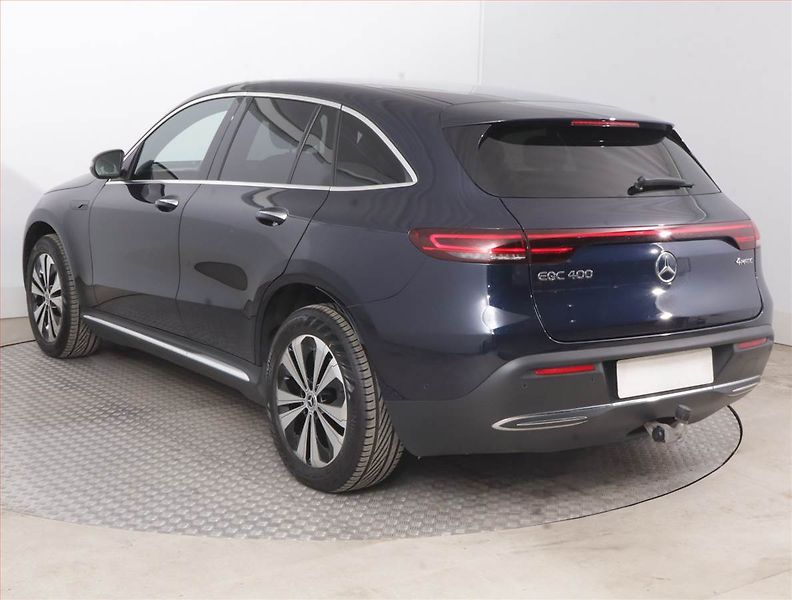 Mercedes-Benz EQC (2022) 400 4MATIC, SoH 97% - fotka 4 z 19