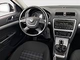 Škoda Octavia (2012) 1.6 TDI, Serv.kniha, po STK - náhled 7