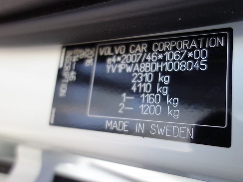 Volvo V90 (2017) 2.0D4 140kW INSCRIPTION -1.MAJ - fotka 37 z 47