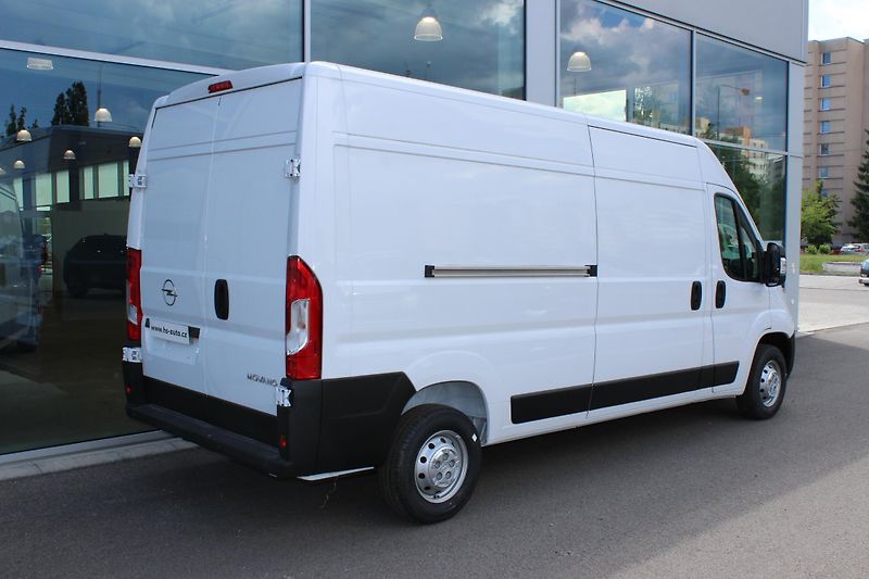 Opel Movano (2024) Van 3500 L3H2 2.2 CDTi 140k - fotka 2 z 15
