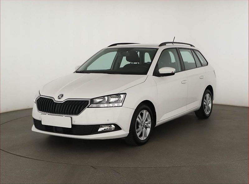 Škoda Fabia (2021) Ambition 1.0 TSI, ČR,1.maj - fotka 2 z 12
