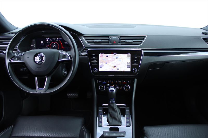 Škoda Superb 2.0 TDI 140kW L&K 4X4 TAŽNÉ - fotka 16 z 31