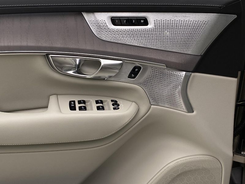 Volvo XC90 (2026) B5 AWD AUT BRIGHT PLUS 7míst - fotka 26 z 71