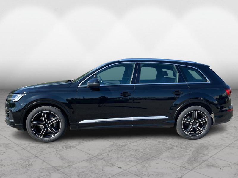 Audi Q7 50TDi quattro S-line - fotka 4 z 24