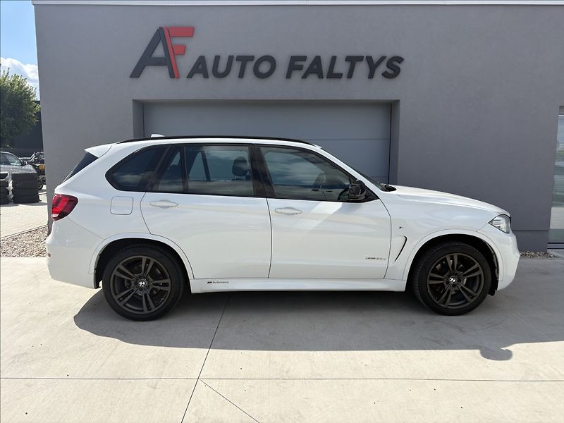 BMW X5 M paket X DRIVE 3,0 D - fotka 8 z 38