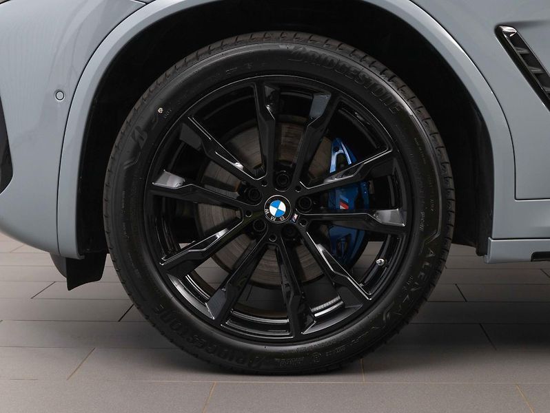 BMW X4 M40d - fotka 6 z 22