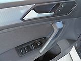 Volkswagen Tiguan (2023) 2.0TDI DSG Virtual Navi ACC - náhled 19