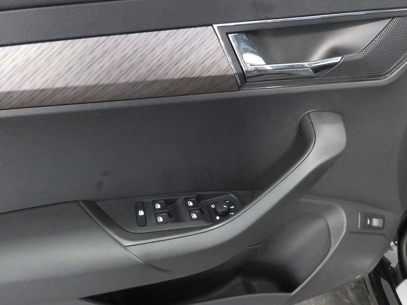 Škoda Karoq - fotka 13 z 25