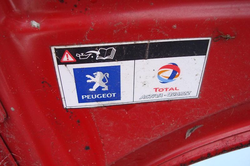 Peugeot 207 (2010) 1.4i, Zakoup.v ČR, Naj.70 Tis. - fotka 14 z 52