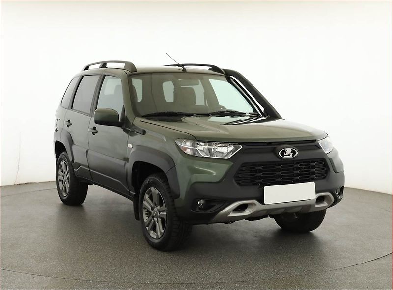 Lada Niva (2023) Legend 1.7, 4X4, ČR,1.maj - fotografie inzerátu
