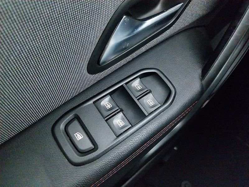 Dacia Duster (2019) 1.6 SCe, LPG, Serv.kniha, Navi - fotka 17 z 18