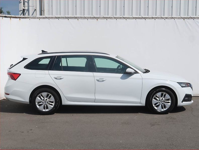 Škoda Octavia (2020) Ambition Plus 2.0 TDI - fotka 6 z 21