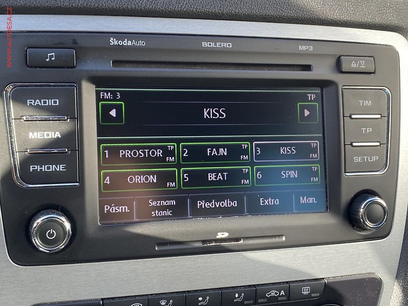 Škoda Octavia (2011) 2.0TSi, RS, xenon - fotka 15 z 16